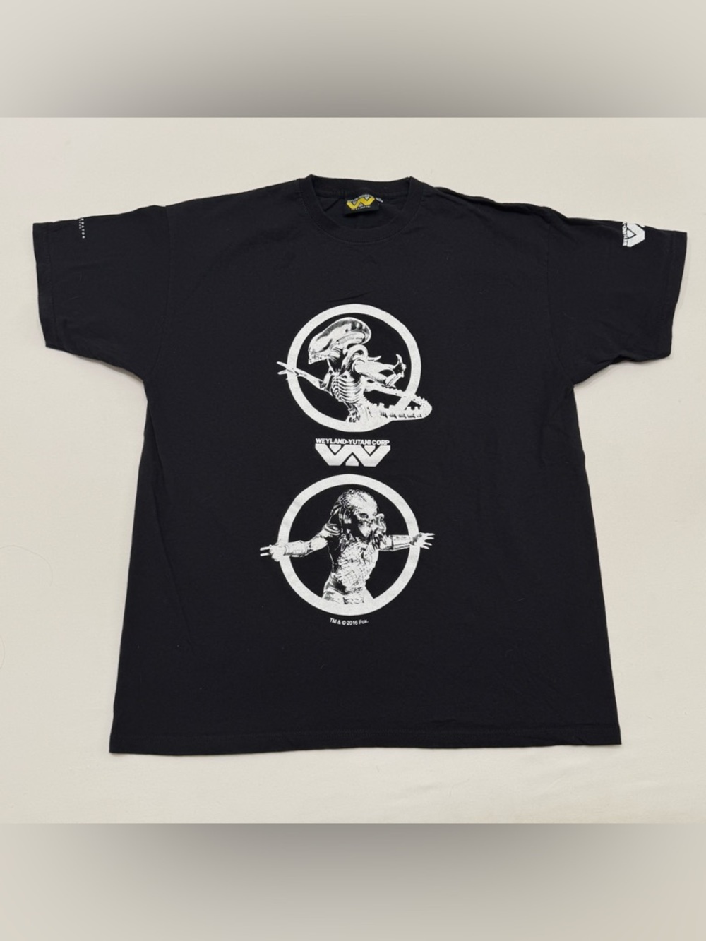 Alien vs Predator Weyland-Yutani Corp Promo Tee Black Graphic T-shirt Adult XL